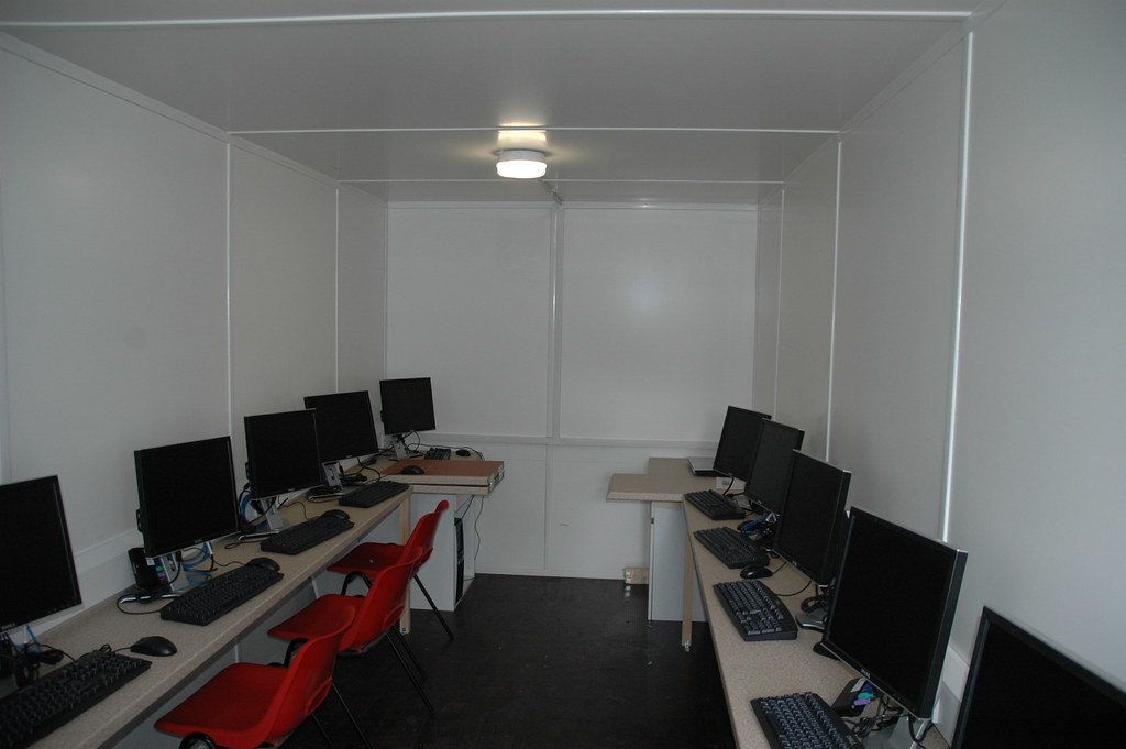 ComebackNet Tangerang, Warnet Gaming Nyaman dan Lengkap